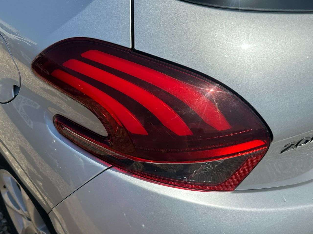 2017 PEUGEOT 208 2017 PEUGEOT 208