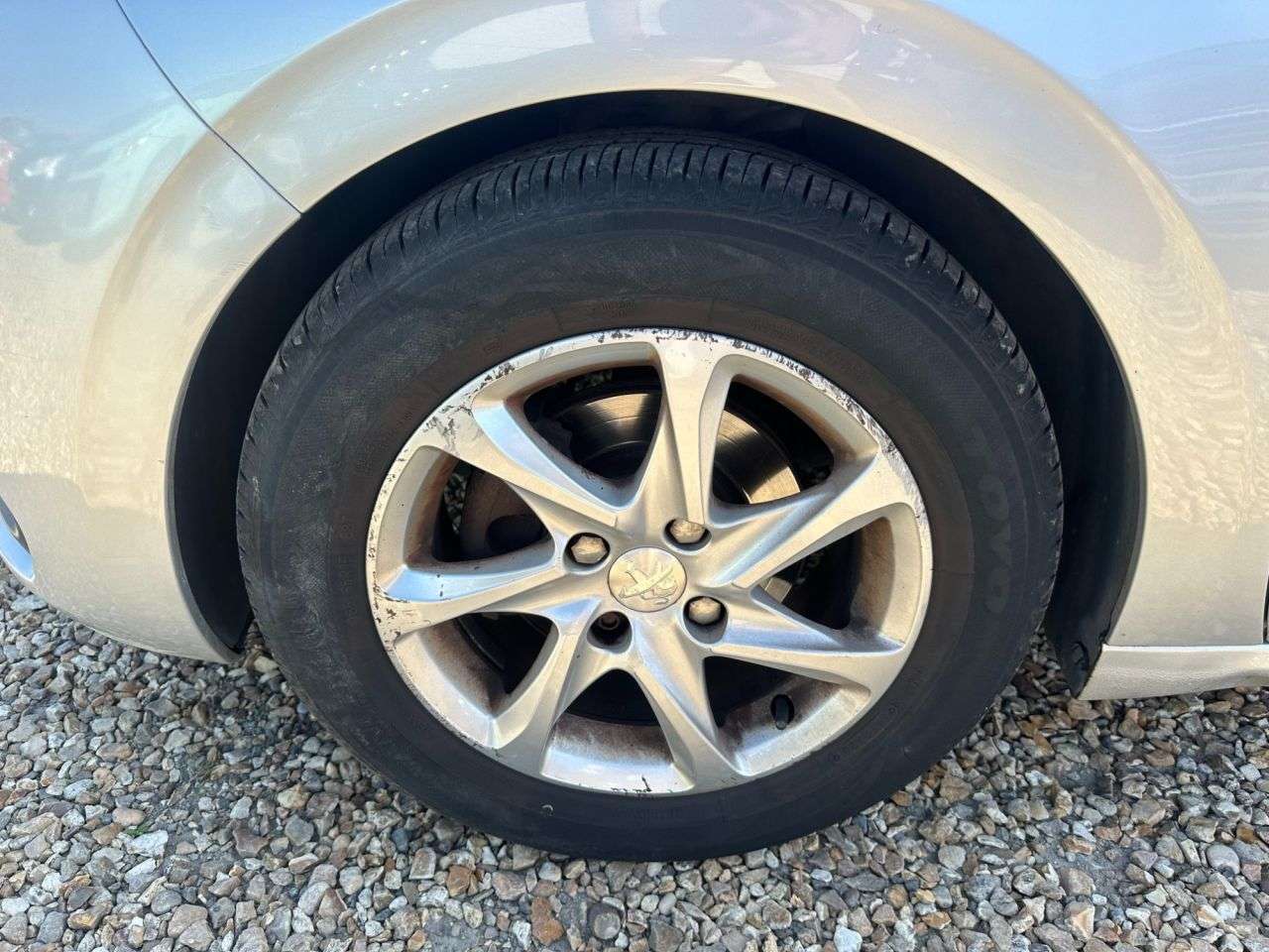 2017 PEUGEOT 208 2017 PEUGEOT 208