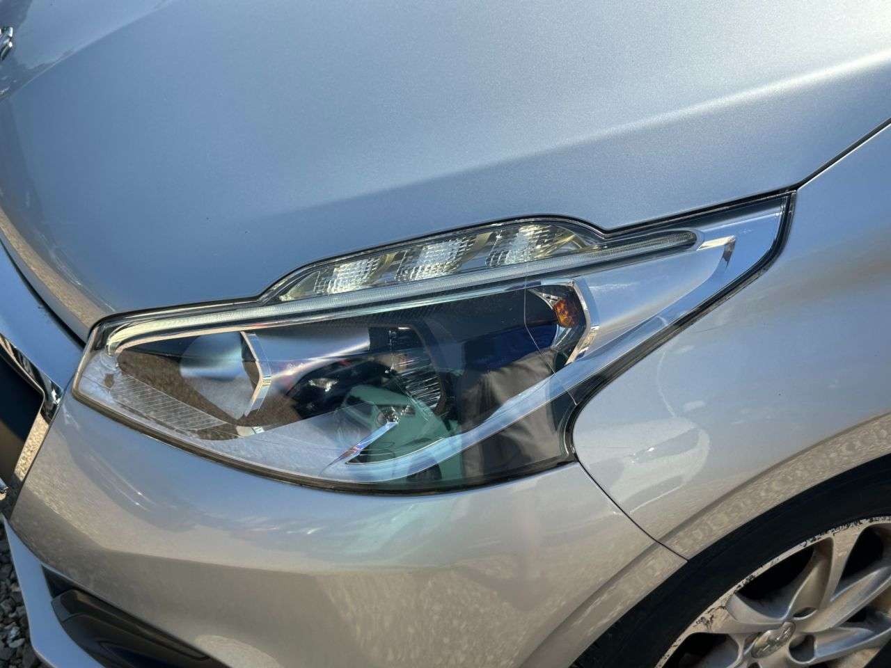 2017 PEUGEOT 208 2017 PEUGEOT 208