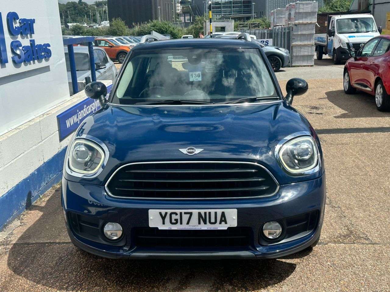 2017 MINI COUNTRYMAN 2017 MINI COUNTRYMAN