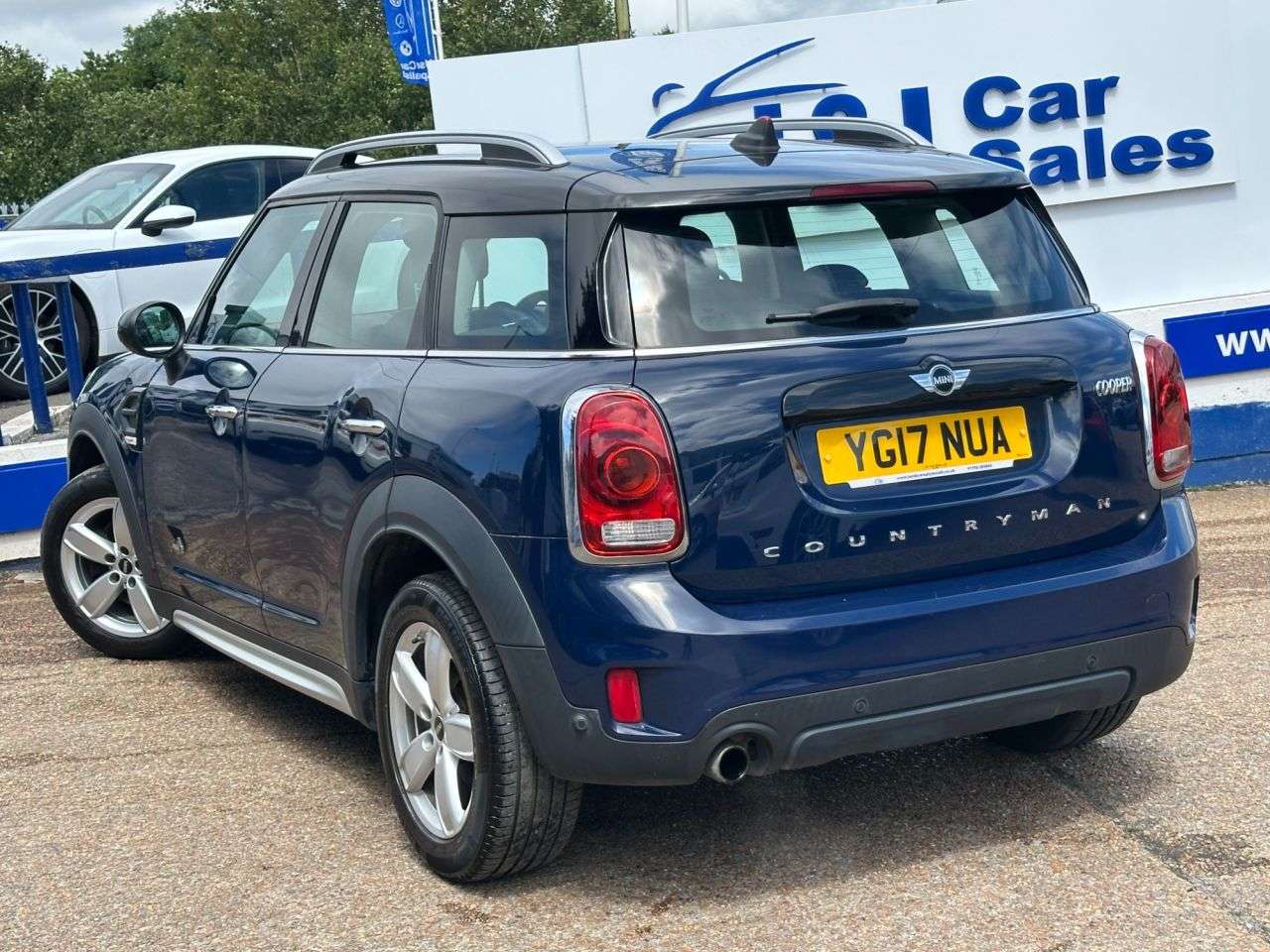 2017 MINI COUNTRYMAN 2017 MINI COUNTRYMAN