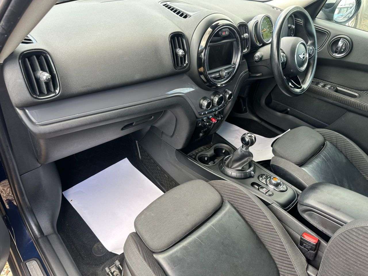 2017 MINI COUNTRYMAN 2017 MINI COUNTRYMAN