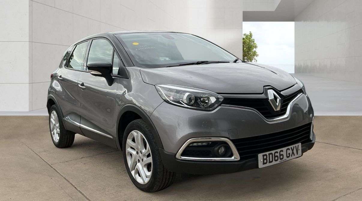A 2016 RENAULT CAPTUR 1.5 dCi Dynamique Nav SUV 5dr Diesel Manual Euro 6 (110 ps) GREAT SERVICE H A 2016 RENAULT CAPTUR 1.5 dCi Dynamique Nav SUV 5dr Diesel Manual Euro 6 (110 ps) GREAT SERVICE H