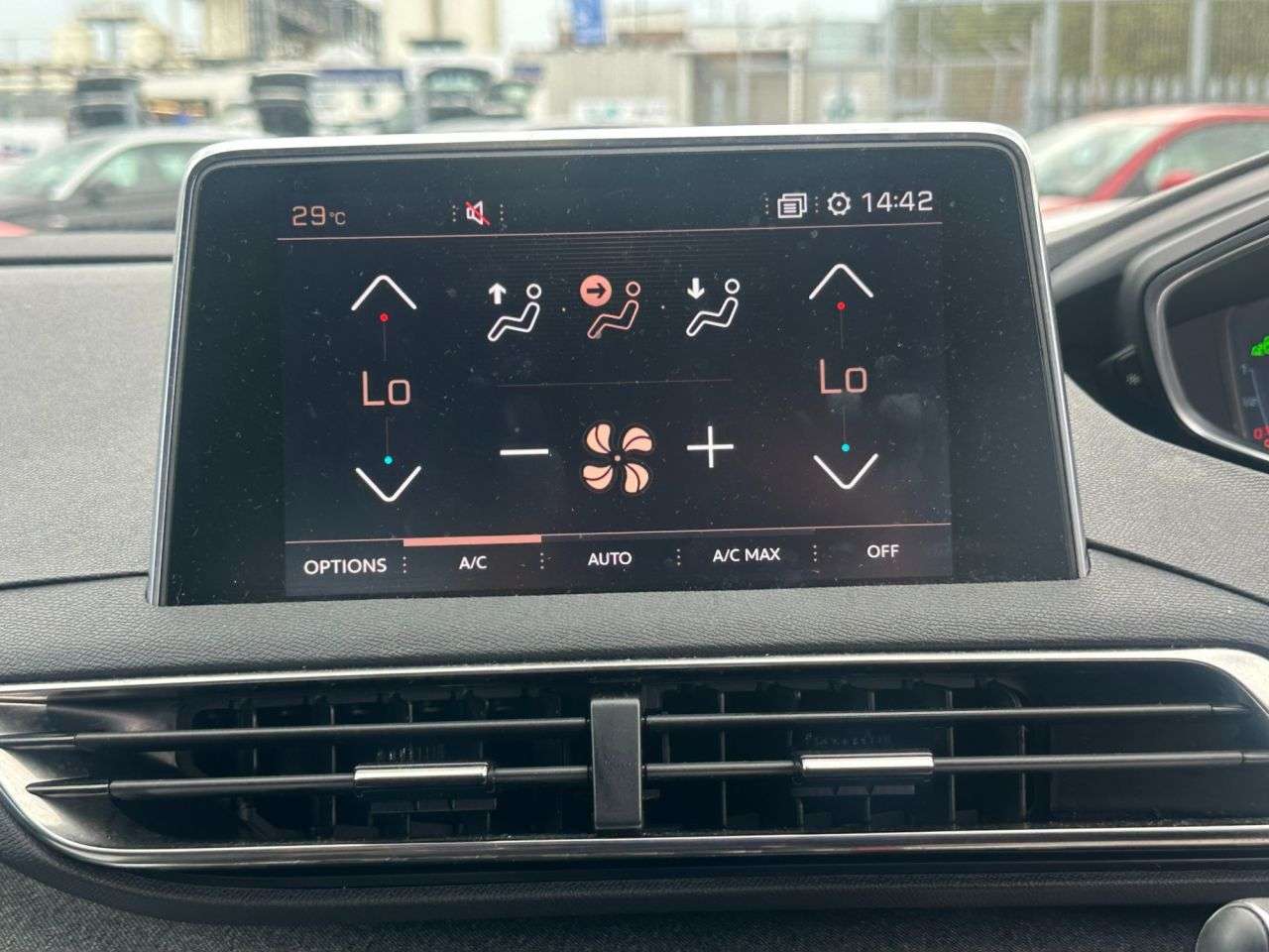 2017 PEUGEOT 3008 2017 PEUGEOT 3008