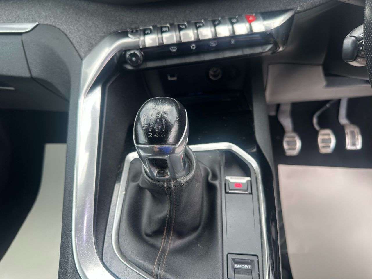 2017 PEUGEOT 3008 2017 PEUGEOT 3008