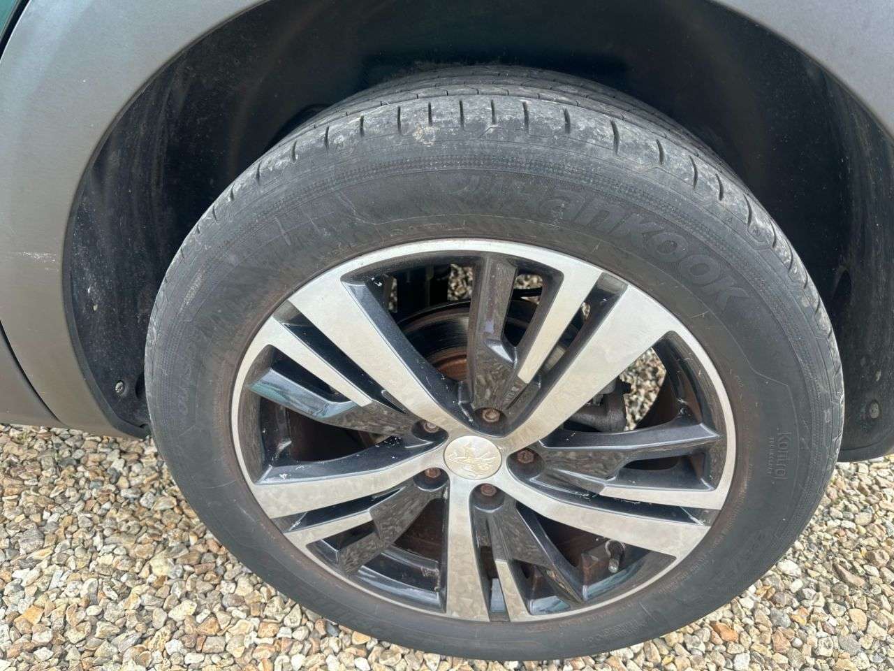 2017 PEUGEOT 3008 2017 PEUGEOT 3008
