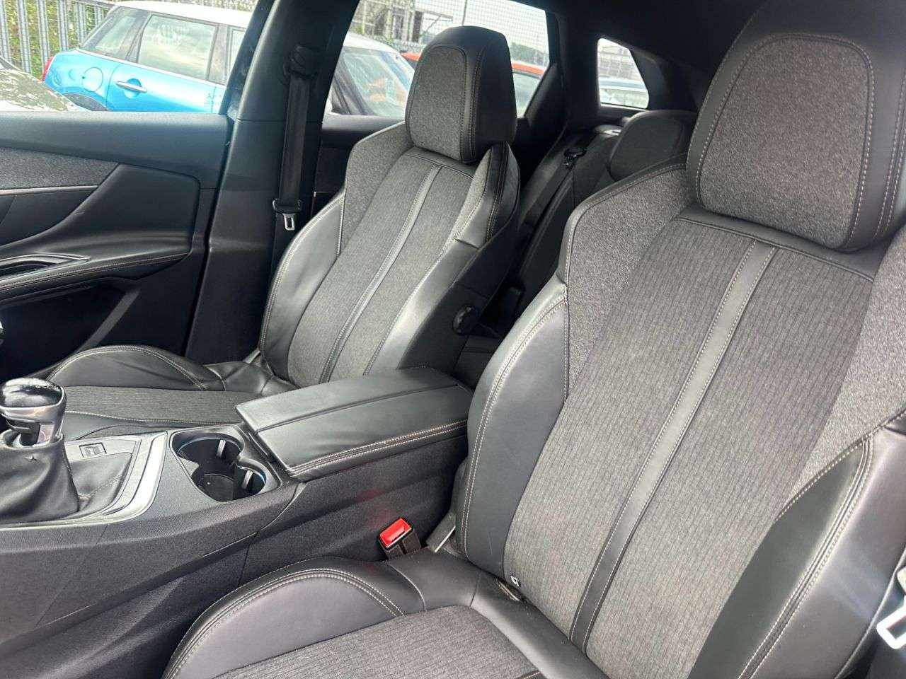 2017 PEUGEOT 3008 2017 PEUGEOT 3008