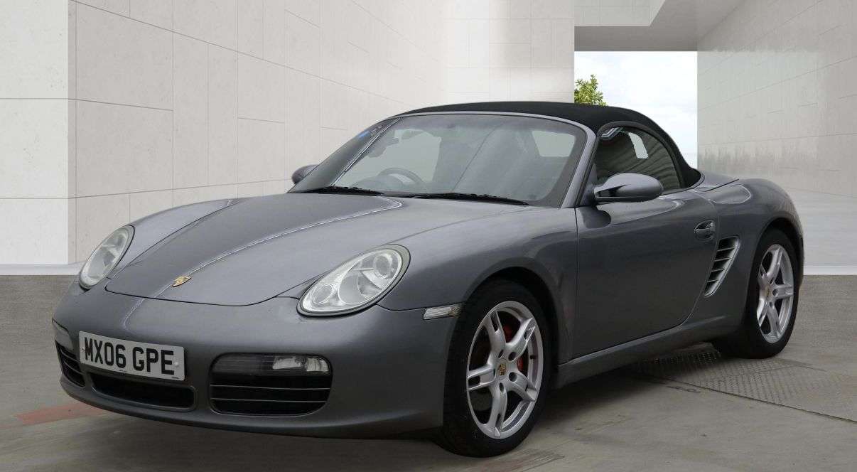 A 2006 PORSCHE BOXSTER 3.2 987 S Convertible 2dr Petrol Manual (248 g/km, 280 bhp) GREAT SERVICE H A 2006 PORSCHE BOXSTER 3.2 987 S Convertible 2dr Petrol Manual (248 g/km, 280 bhp) GREAT SERVICE H