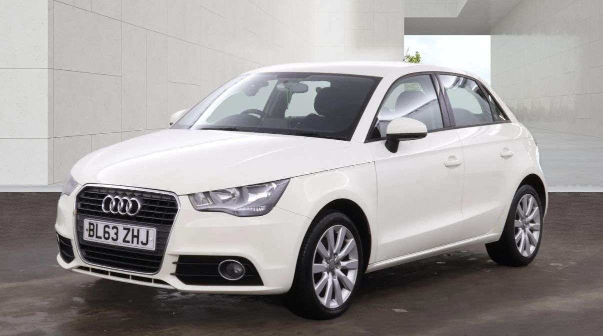 A 2014 AUDI A1 1.4 TFSI Sport Sportback 5dr Petrol Manual Euro 5 (s/s) (122 ps) GREAT SERV A 2014 AUDI A1 1.4 TFSI Sport Sportback 5dr Petrol Manual Euro 5 (s/s) (122 ps) GREAT SERV