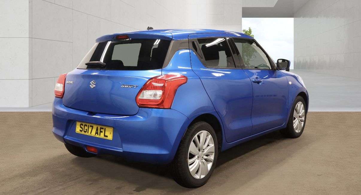 2017 SUZUKI SWIFT 2017 SUZUKI SWIFT