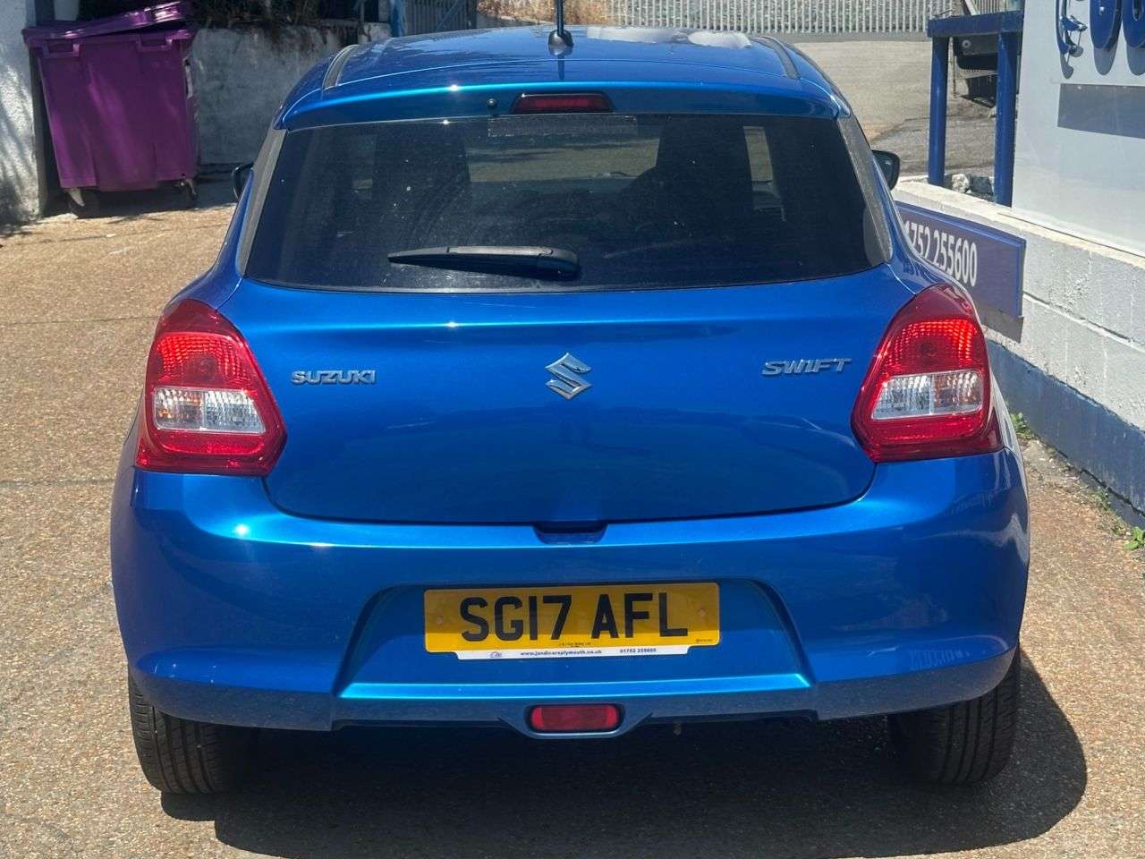 2017 SUZUKI SWIFT 2017 SUZUKI SWIFT