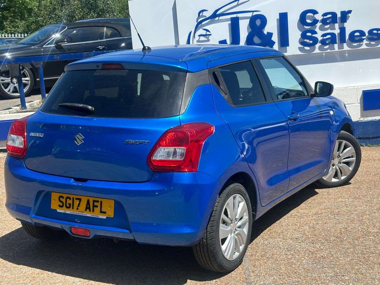2017 SUZUKI SWIFT 2017 SUZUKI SWIFT