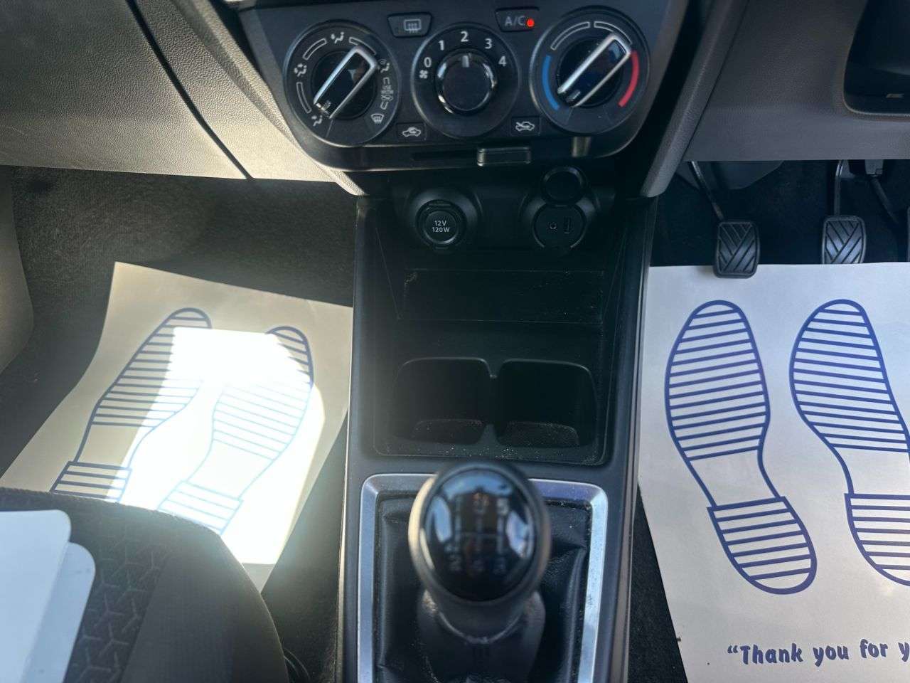 2017 SUZUKI SWIFT 2017 SUZUKI SWIFT