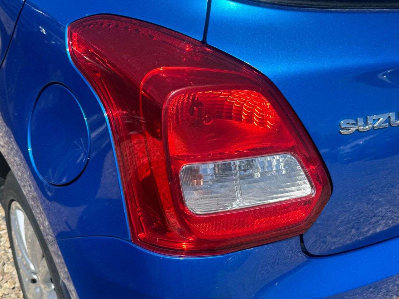 2017 SUZUKI SWIFT 2017 SUZUKI SWIFT