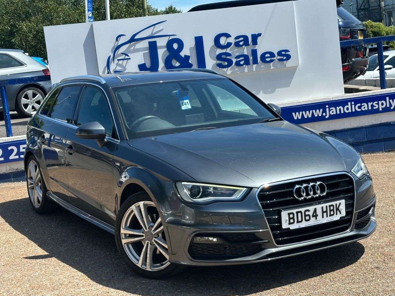 A 2014 AUDI A3 2.0 TDI S line Sportback 5dr Diesel Manual Euro 6 (s/s) (150 ps) GREAT SERV A 2014 AUDI A3 2.0 TDI S line Sportback 5dr Diesel Manual Euro 6 (s/s) (150 ps) GREAT SERV