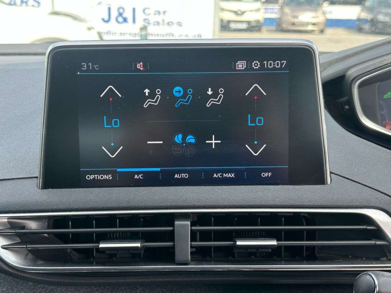 2017 PEUGEOT 3008 2017 PEUGEOT 3008
