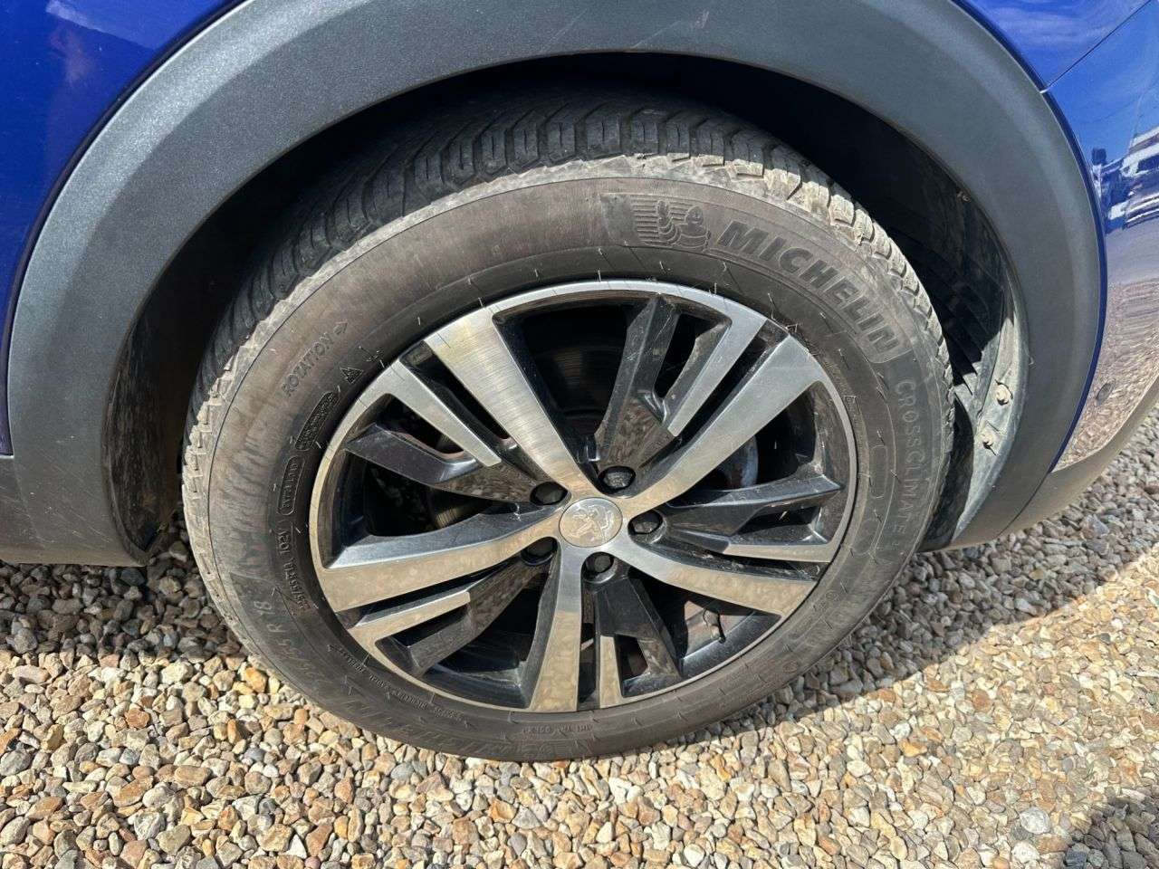2017 PEUGEOT 3008 2017 PEUGEOT 3008