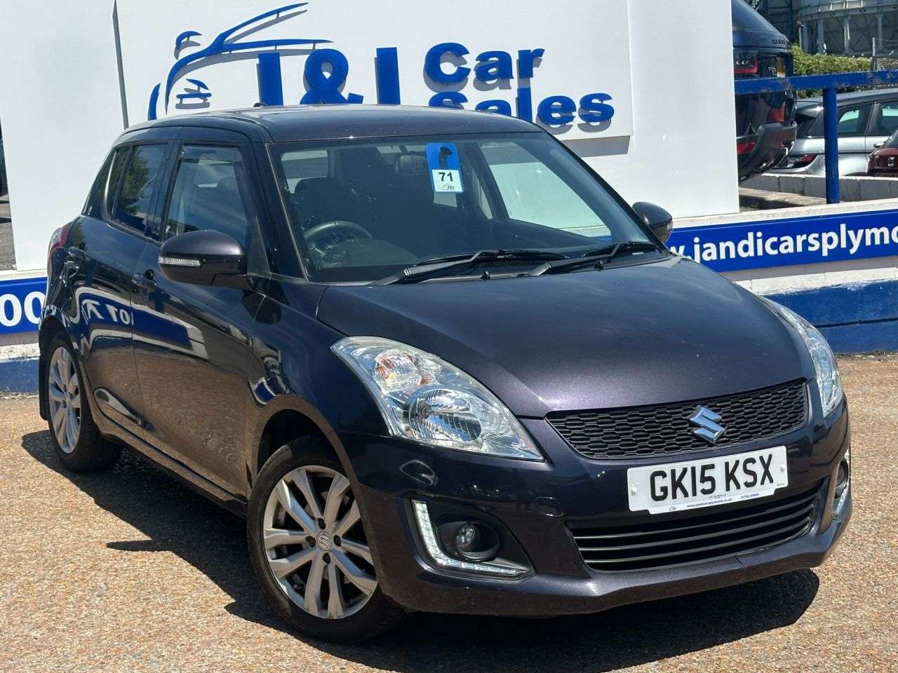 A 2015 SUZUKI SWIFT 1.2 Dualjet SZ4 Hatchback 5dr Petrol Manual Euro 5 (s/s) (90 ps) GREAT SERV A 2015 SUZUKI SWIFT 1.2 Dualjet SZ4 Hatchback 5dr Petrol Manual Euro 5 (s/s) (90 ps) GREAT SERV