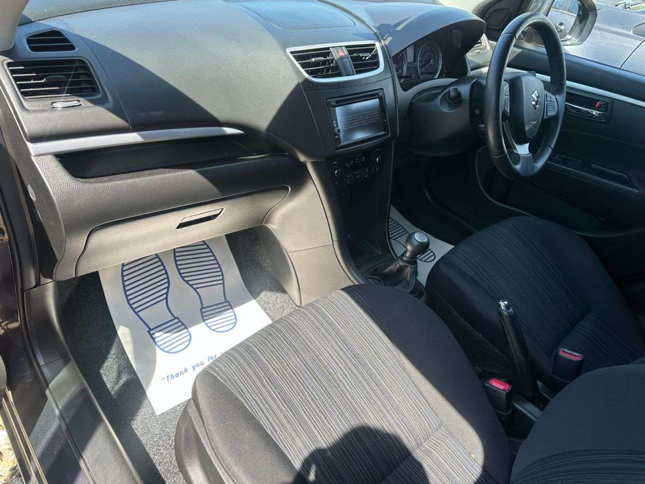 2015 SUZUKI SWIFT 2015 SUZUKI SWIFT