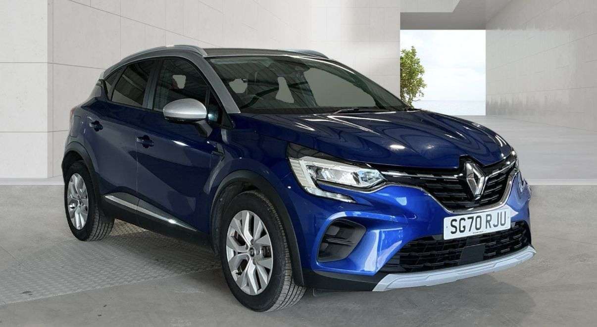 A 2020 RENAULT CAPTUR 1.3 TCe Iconic SUV 5dr Petrol Manual Euro 6 (s/s) (130 ps) GREAT SERVICE HI A 2020 RENAULT CAPTUR 1.3 TCe Iconic SUV 5dr Petrol Manual Euro 6 (s/s) (130 ps) GREAT SERVICE HI