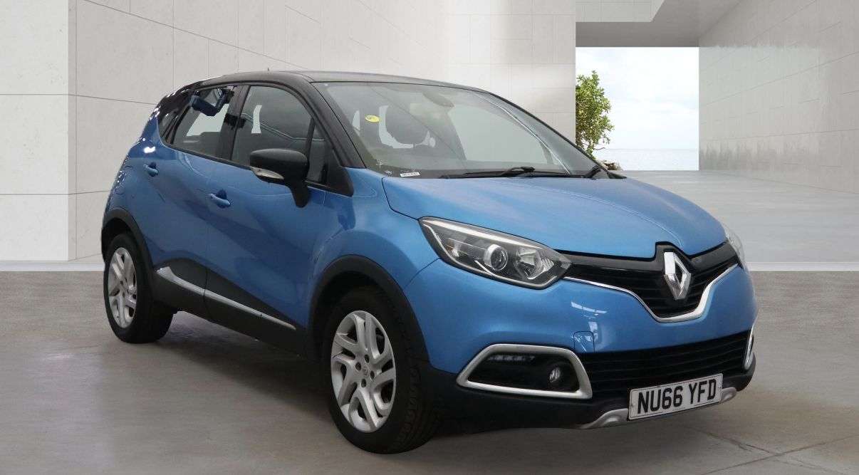 A 2016 RENAULT CAPTUR 1.5 dCi ENERGY Dynamique Nav SUV 5dr Diesel Manual Euro 6 (s/s) (90 ps) GRE A 2016 RENAULT CAPTUR 1.5 dCi ENERGY Dynamique Nav SUV 5dr Diesel Manual Euro 6 (s/s) (90 ps) GRE