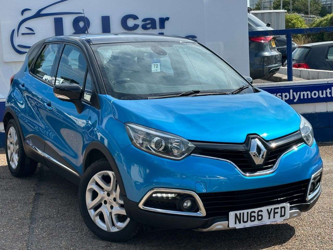 A 2016 RENAULT CAPTUR 1.5 dCi ENERGY Dynamique Nav SUV 5dr Diesel Manual Euro 6 (s/s) (90 ps) GRE A 2016 RENAULT CAPTUR 1.5 dCi ENERGY Dynamique Nav SUV 5dr Diesel Manual Euro 6 (s/s) (90 ps) GRE