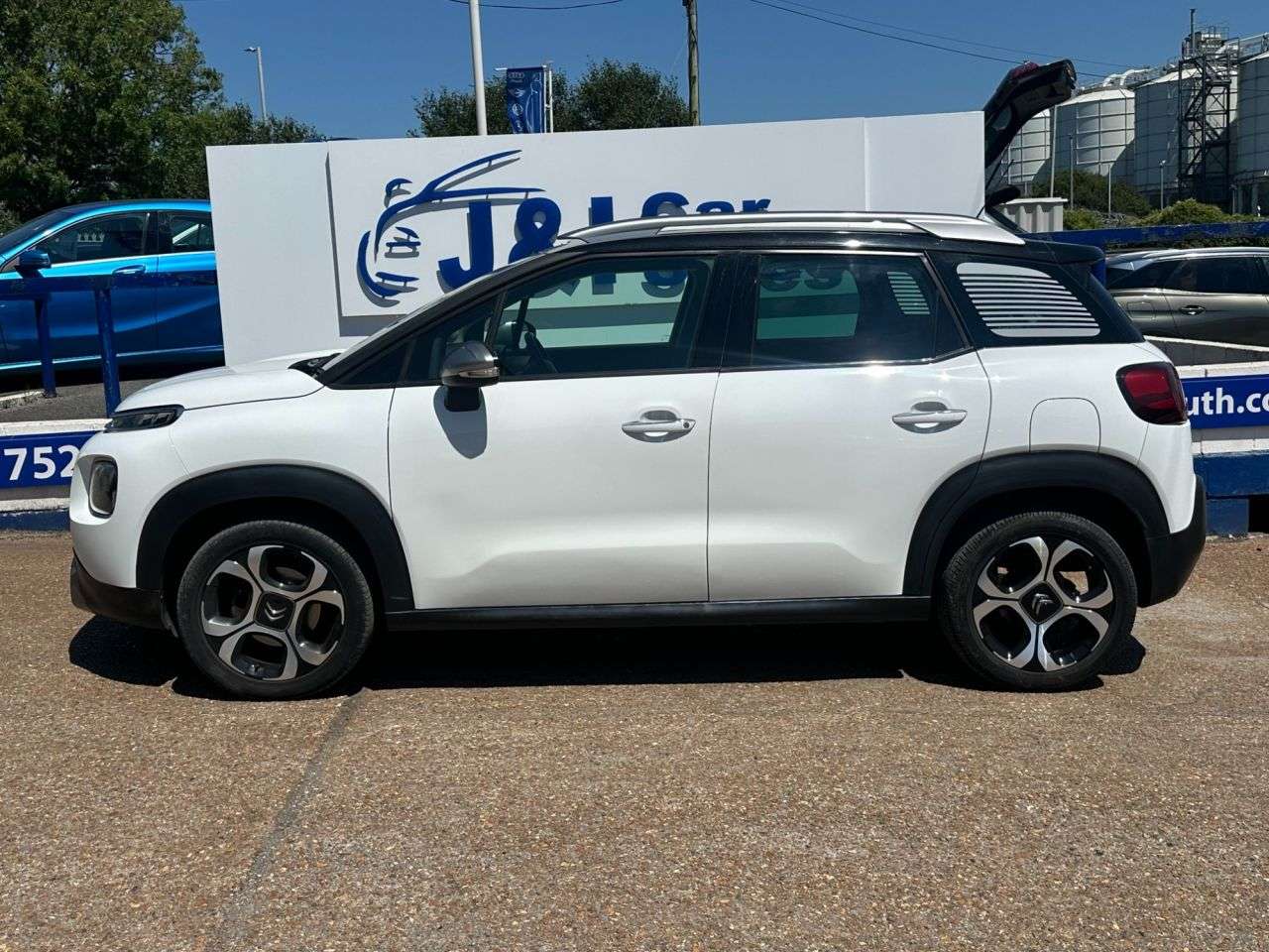 A 2018 CITROEN C3 AIRCROSS 1.2 PureTech Flair SUV 5dr Petrol Manual Euro 6 (s/s) (110 ps) GREAT SERVIC A 2018 CITROEN C3 AIRCROSS 1.2 PureTech Flair SUV 5dr Petrol Manual Euro 6 (s/s) (110 ps) GREAT SERVIC