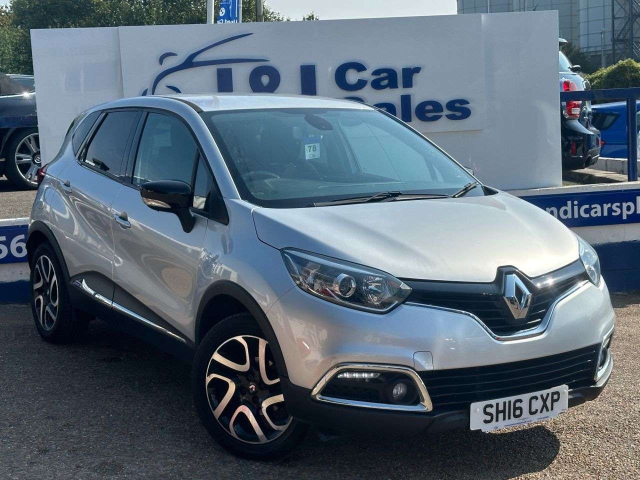 A 2016 RENAULT CAPTUR 0.9 TCe ENERGY Dynamique S Nav SUV 5dr Petrol Manual Euro 6 (s/s) (90 ps) G A 2016 RENAULT CAPTUR 0.9 TCe ENERGY Dynamique S Nav SUV 5dr Petrol Manual Euro 6 (s/s) (90 ps) G