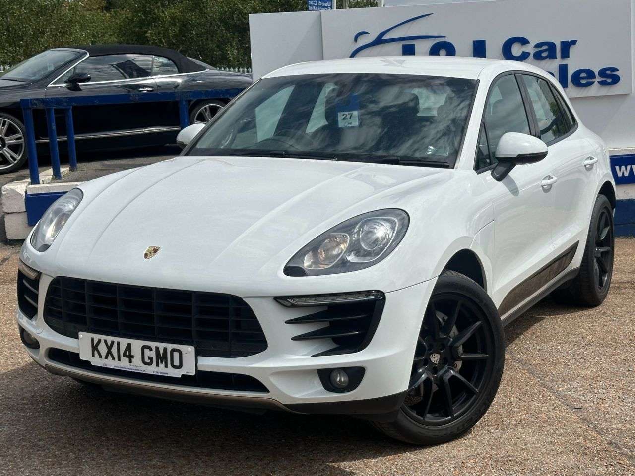 A 2014 PORSCHE MACAN 3.0 TD V6 S SUV 5dr Diesel PDK 4WD Euro 6 (s/s) (258 ps) GREAT SERVICE HIST A 2014 PORSCHE MACAN 3.0 TD V6 S SUV 5dr Diesel PDK 4WD Euro 6 (s/s) (258 ps) GREAT SERVICE HIST