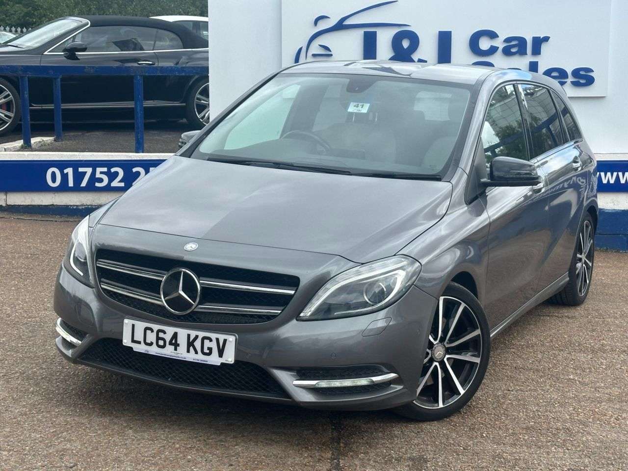 A 2015 MERCEDES-BENZ B CLASS 2.1 B220 CDI Sport MPV 5dr Diesel 7G-DCT Euro 6 (s/s) (170 ps) GREAT SERVIC A 2015 MERCEDES-BENZ B CLASS 2.1 B220 CDI Sport MPV 5dr Diesel 7G-DCT Euro 6 (s/s) (170 ps) GREAT SERVIC
