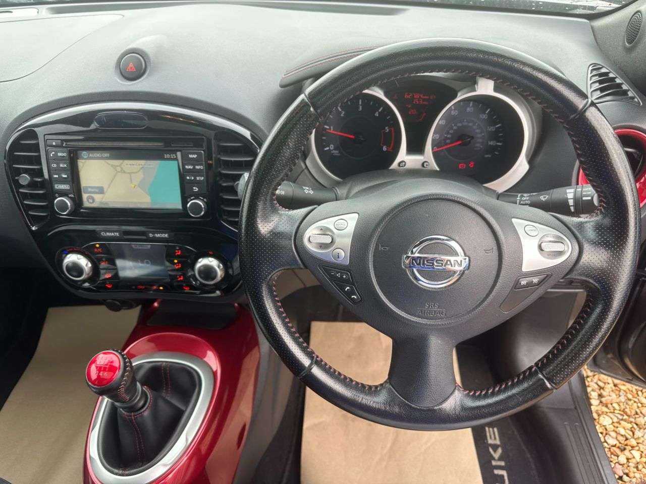 2015 NISSAN JUKE 2015 NISSAN JUKE