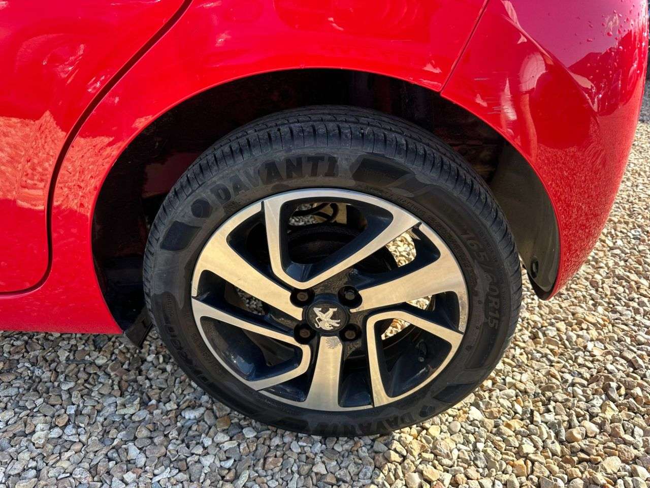 2015 PEUGEOT 108 2015 PEUGEOT 108