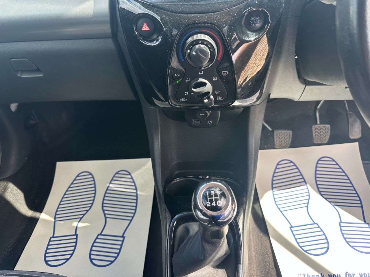 2017 PEUGEOT 108 2017 PEUGEOT 108