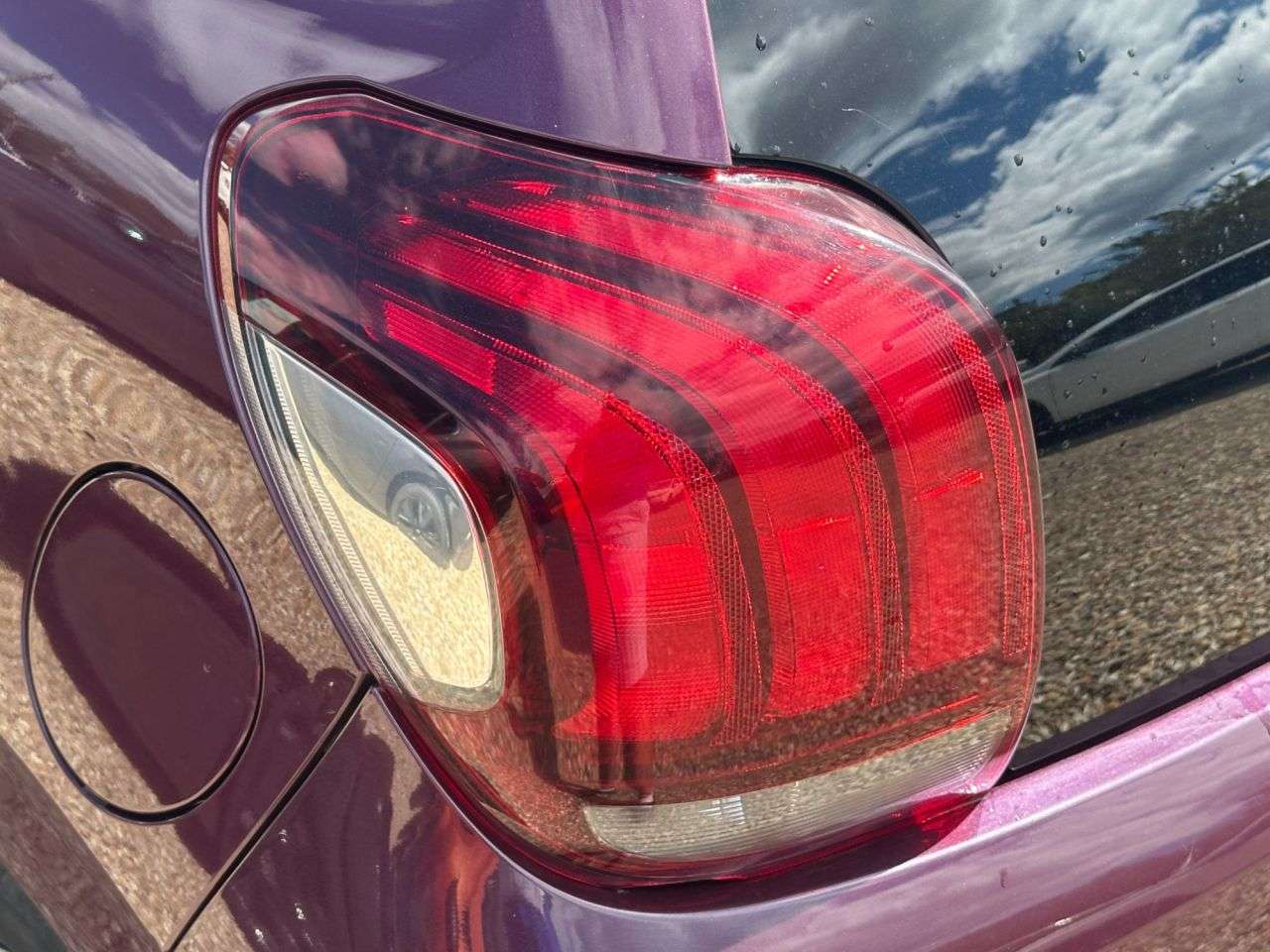 2017 PEUGEOT 108 2017 PEUGEOT 108