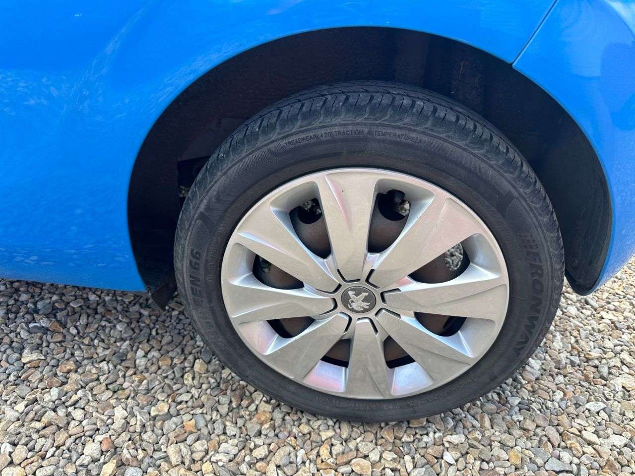 2015 PEUGEOT 108 2015 PEUGEOT 108