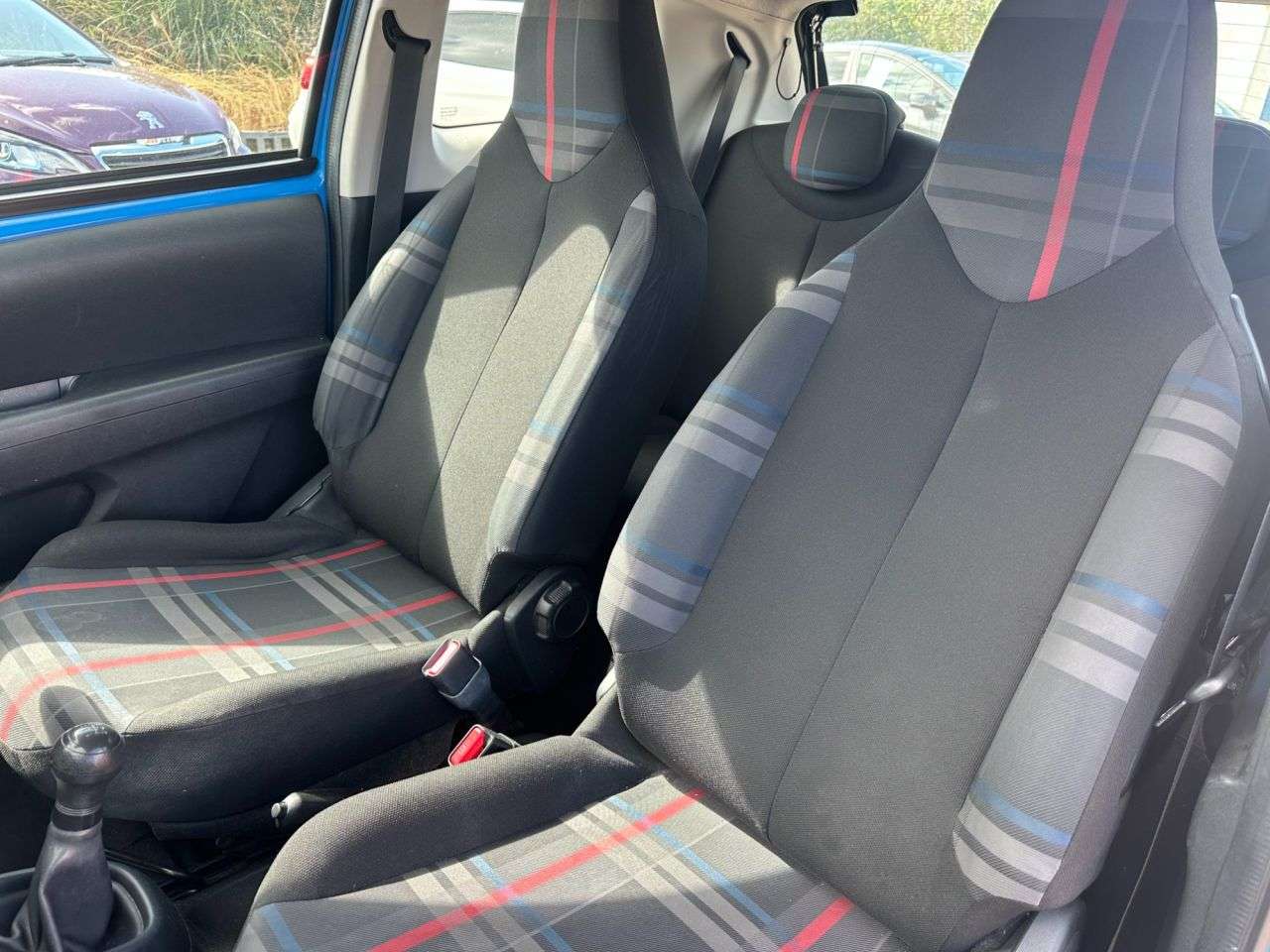2015 PEUGEOT 108 2015 PEUGEOT 108