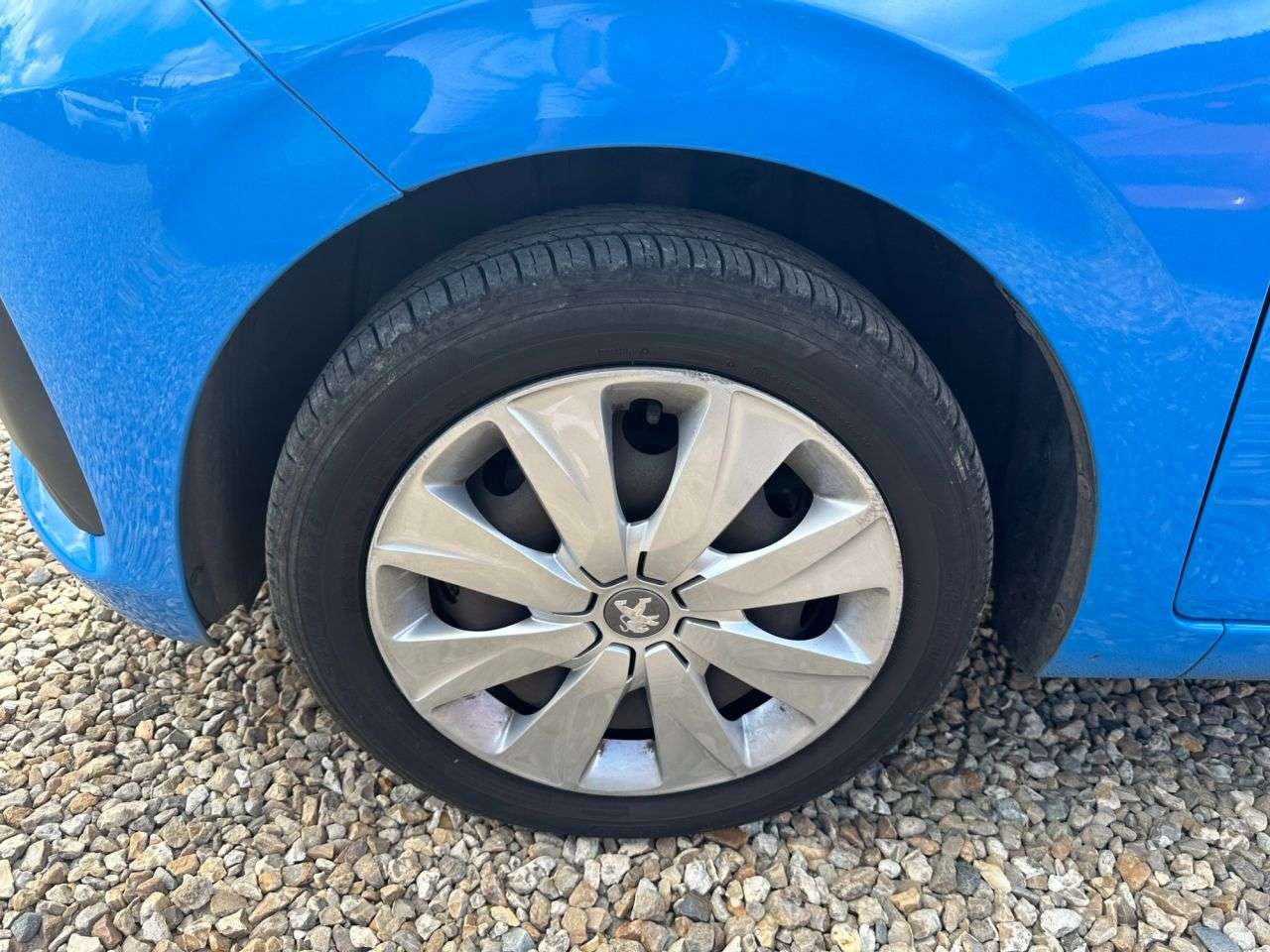 2015 PEUGEOT 108 2015 PEUGEOT 108
