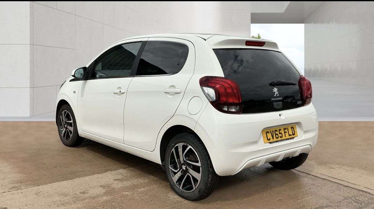 2015 PEUGEOT 108 2015 PEUGEOT 108