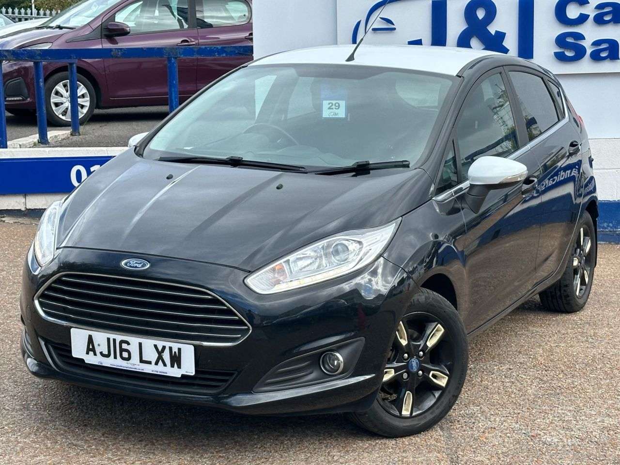 A 2016 FORD FIESTA 1.0T EcoBoost Zetec Black Edition Hatchback 5dr Petrol Manual Euro 6 (s/s) A 2016 FORD FIESTA 1.0T EcoBoost Zetec Black Edition Hatchback 5dr Petrol Manual Euro 6 (s/s)