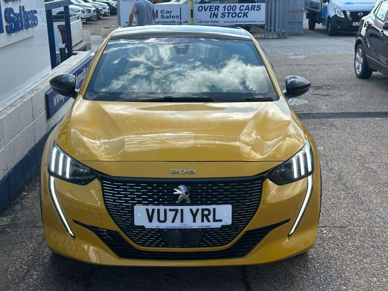 2021 PEUGEOT 208 2021 PEUGEOT 208