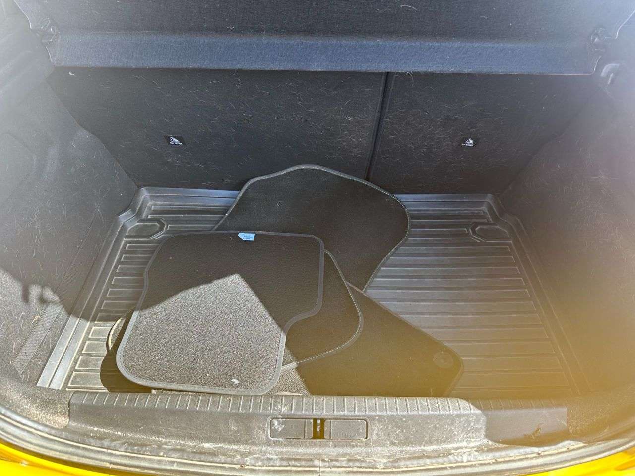 2021 PEUGEOT 208 2021 PEUGEOT 208