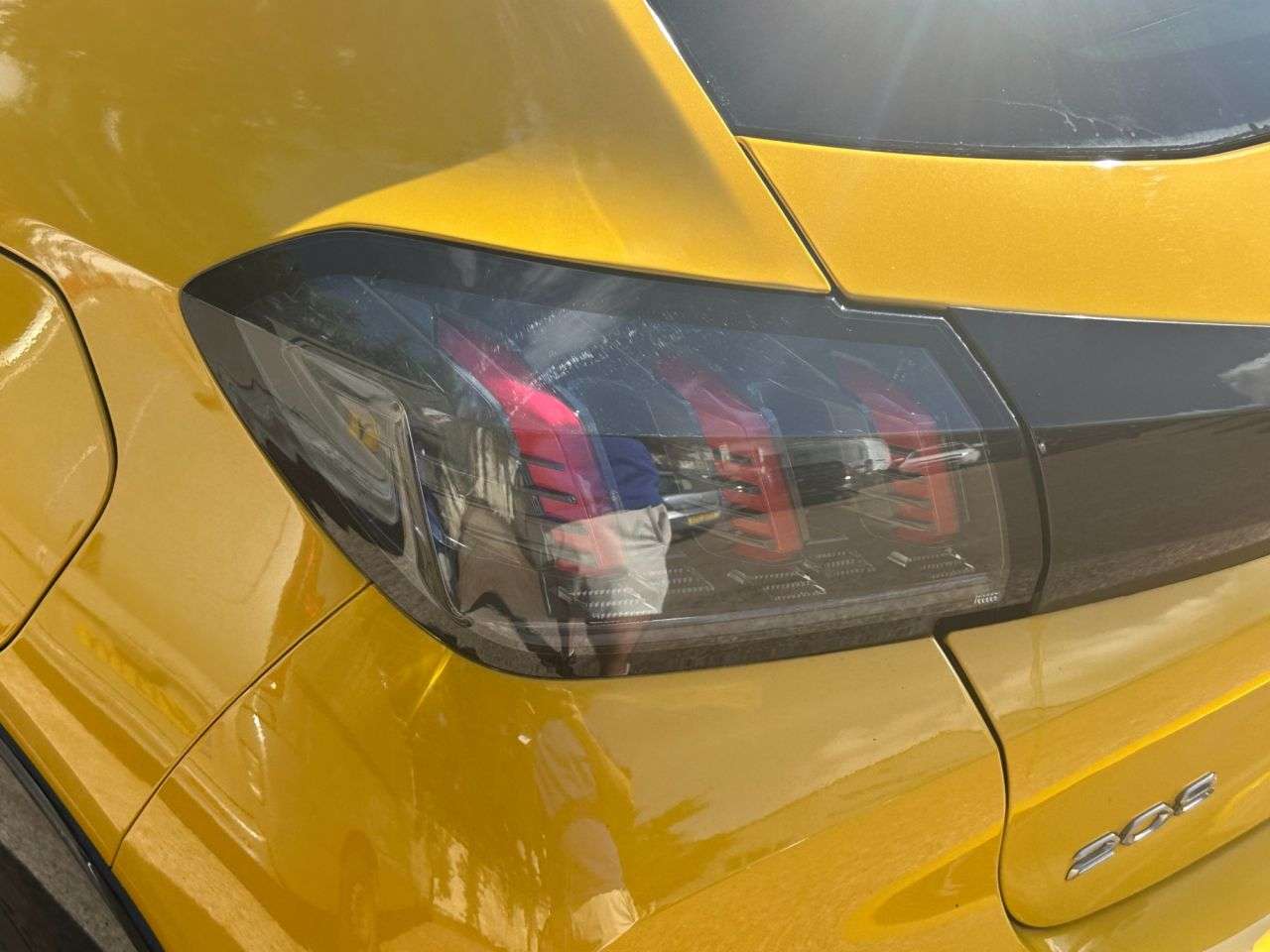 2021 PEUGEOT 208 2021 PEUGEOT 208