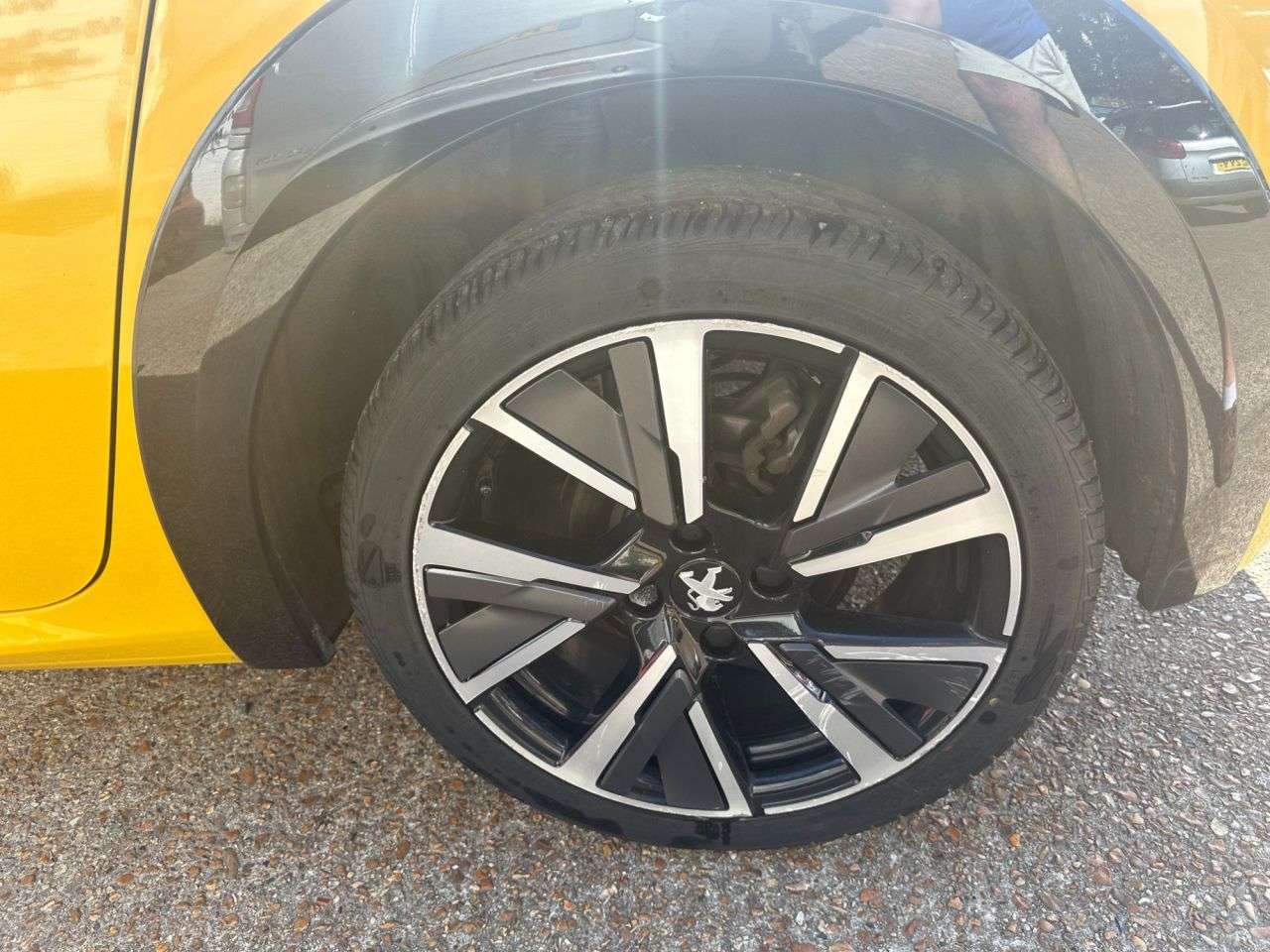 2021 PEUGEOT 208 2021 PEUGEOT 208