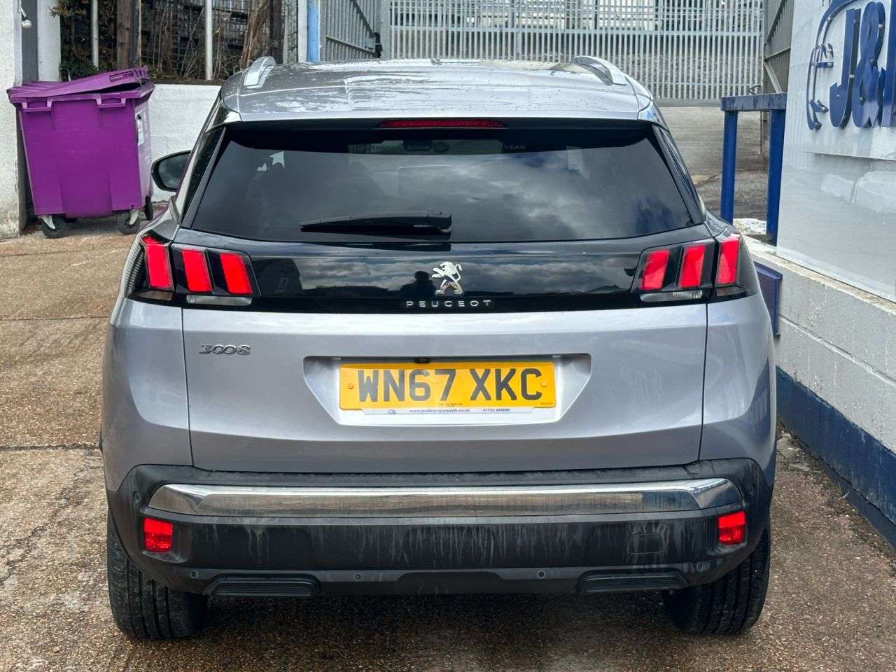 2017 PEUGEOT 3008 2017 PEUGEOT 3008