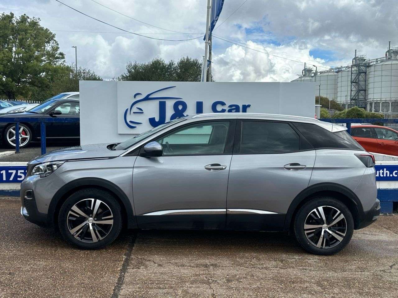 A 2017 PEUGEOT 3008 1.6 BlueHDi Allure SUV 5dr Diesel Manual Euro 6 (s/s) (120 ps) GREAT SERVIC A 2017 PEUGEOT 3008 1.6 BlueHDi Allure SUV 5dr Diesel Manual Euro 6 (s/s) (120 ps) GREAT SERVIC