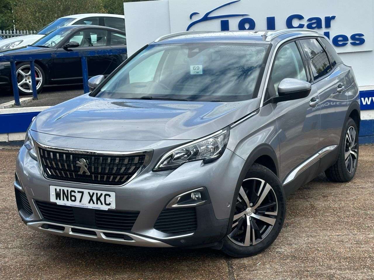 A 2017 PEUGEOT 3008 1.6 BlueHDi Allure SUV 5dr Diesel Manual Euro 6 (s/s) (120 ps) GREAT SERVIC A 2017 PEUGEOT 3008 1.6 BlueHDi Allure SUV 5dr Diesel Manual Euro 6 (s/s) (120 ps) GREAT SERVIC