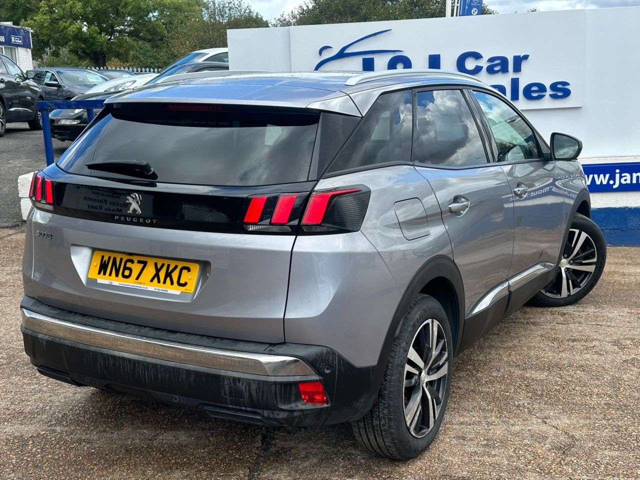 2017 PEUGEOT 3008 2017 PEUGEOT 3008