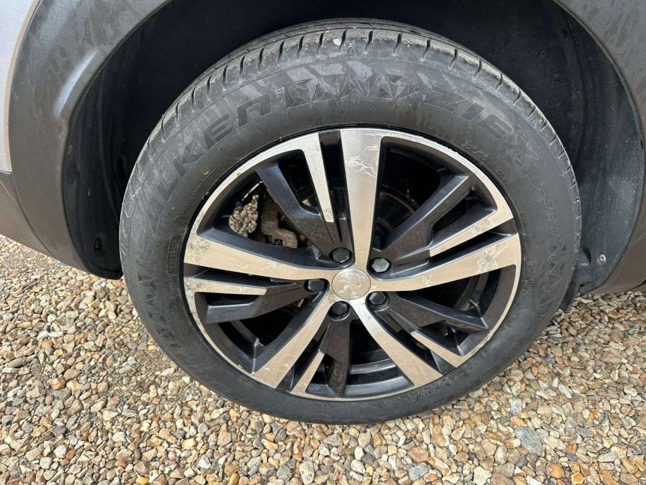 2017 PEUGEOT 3008 2017 PEUGEOT 3008