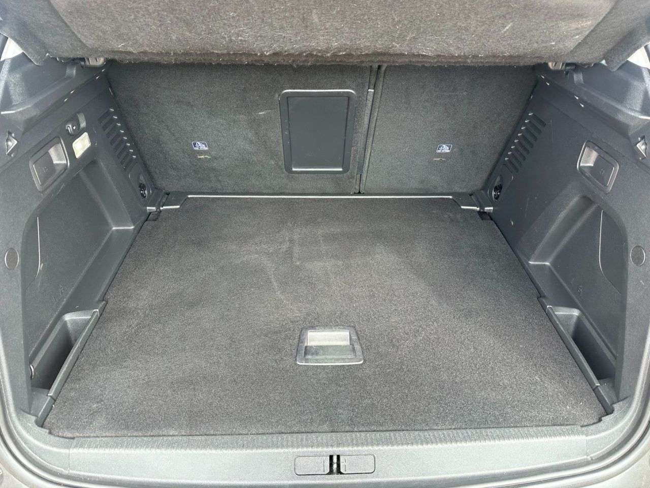 2017 PEUGEOT 3008 2017 PEUGEOT 3008