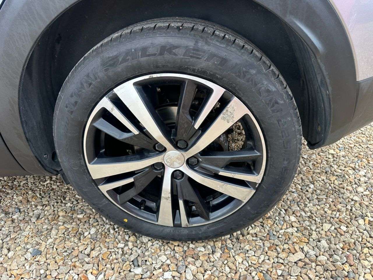 2017 PEUGEOT 3008 2017 PEUGEOT 3008